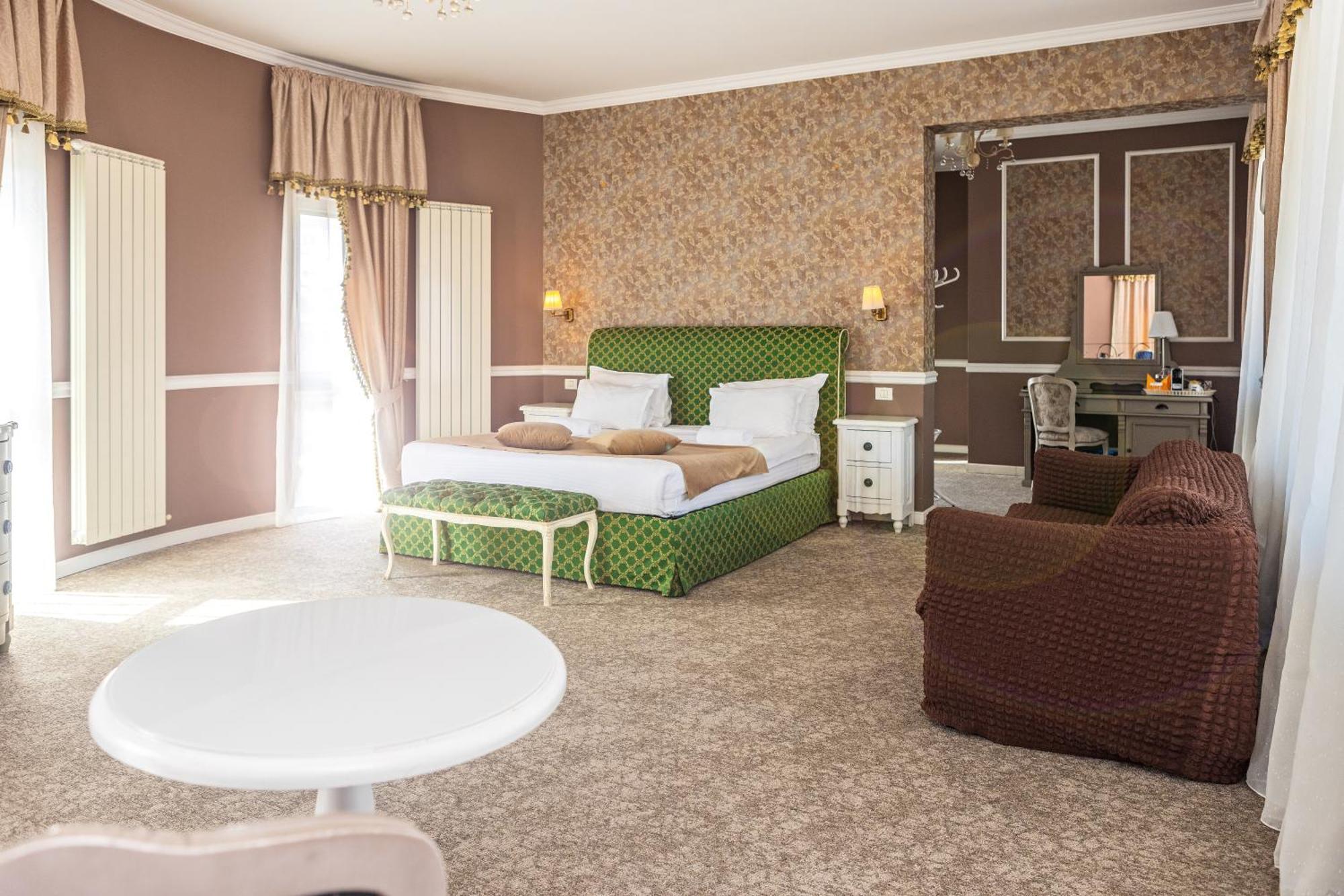 Villa Boutique Lafayette Бухарест Экстерьер фото
