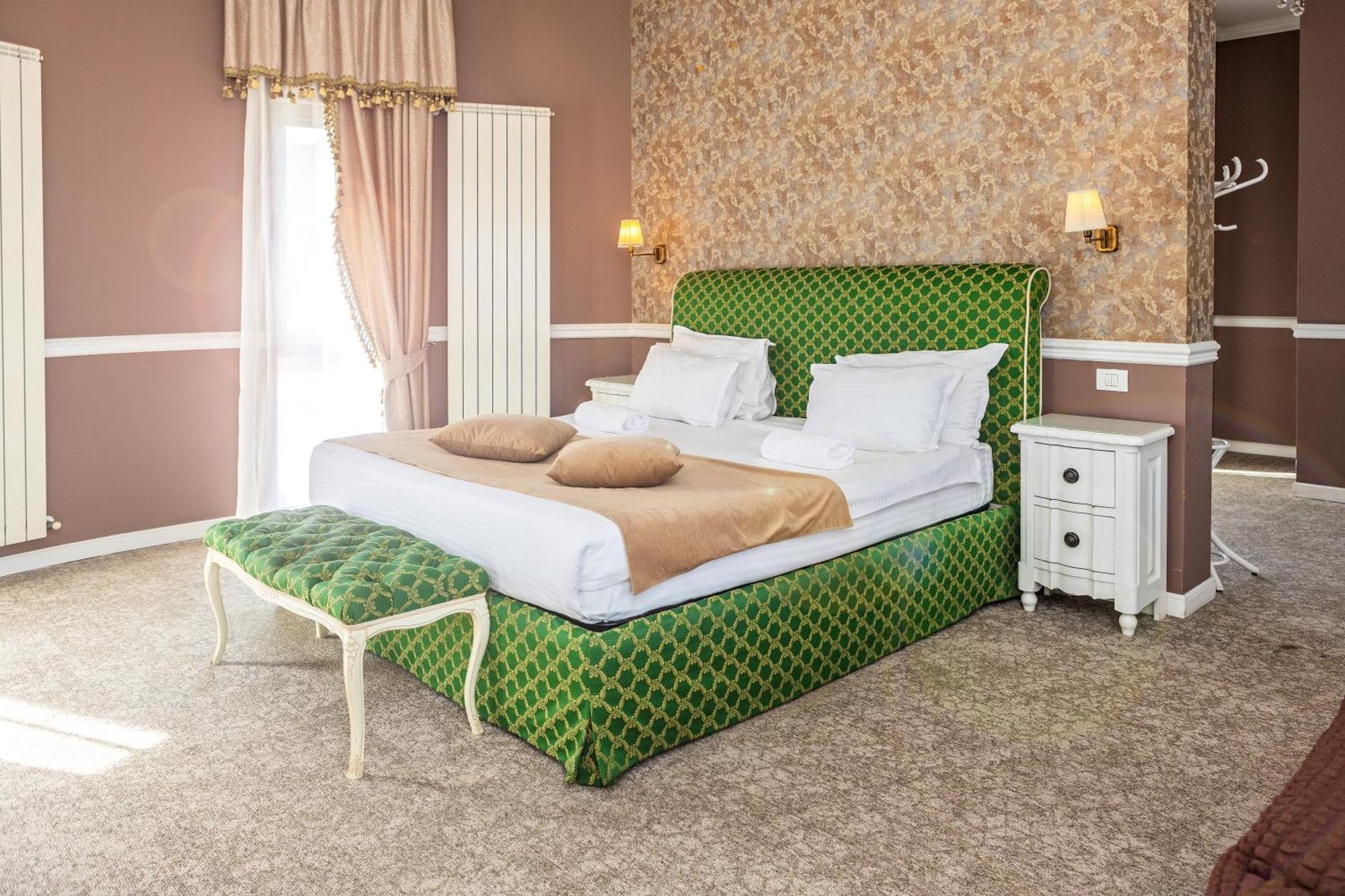 Villa Boutique Lafayette Бухарест Экстерьер фото