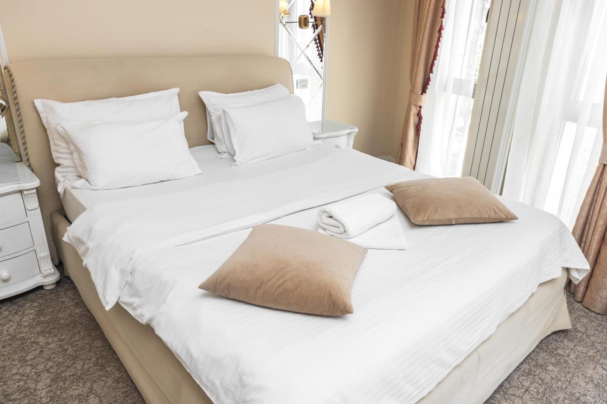 Villa Boutique Lafayette Бухарест Экстерьер фото