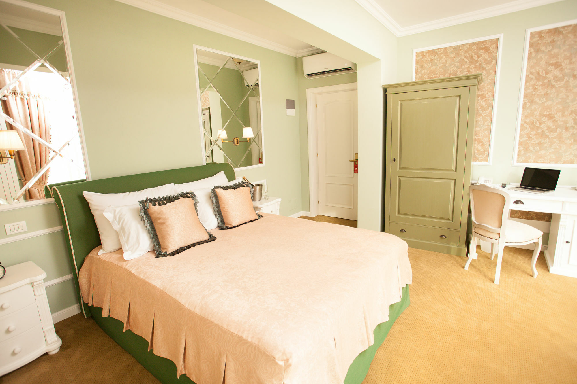 Villa Boutique Lafayette Бухарест Экстерьер фото
