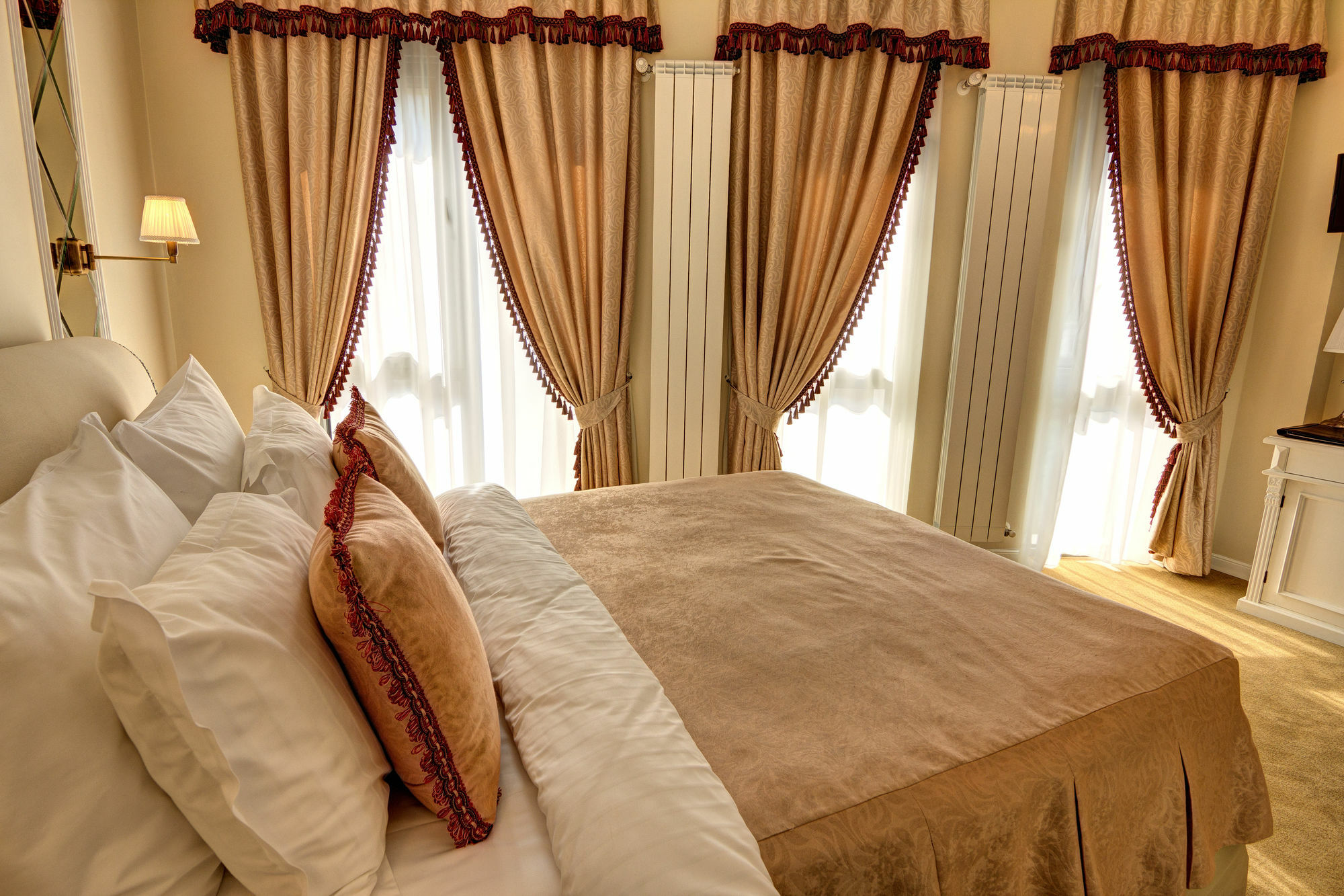 Villa Boutique Lafayette Бухарест Экстерьер фото